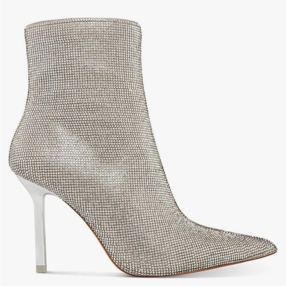 Steve Madden Womens Carly Mary Jane Sockboots NWT Size 8 NWT